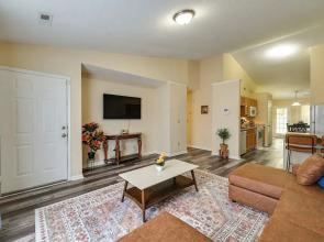 Pirate Game Day Base: Greenville Home Near Campus!