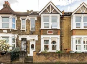 Beautiful 2 bed in Walthamstow