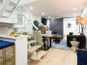 75-5a Luxury 3BR Duplex W D in Unit Elevator