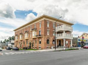 Iconic Rideau 1Bd Unit Balcony Free Parking 2