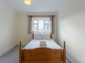 Whitechapel 2 Bedroom Flat