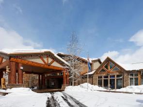 Holiday Inn Express Mccall Hunt Lodge