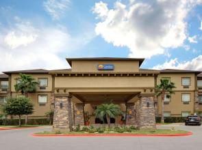 Comfort Inn & Suites Donna near I-2