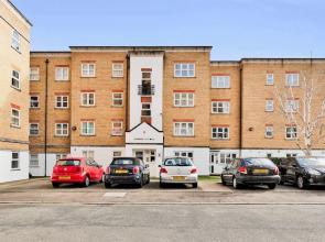 Cosy Home in Calm Residence