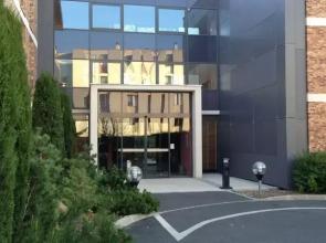 Insead Clos St Merry