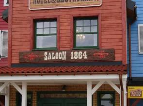 Dakota Hotel & Restaurant