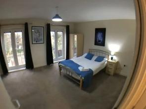 Quayside Properties 4 hotel type rooms