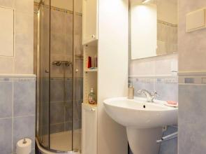 Vitkov Park Apartment