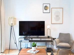 London Islandic One Excel - O2 - Parking