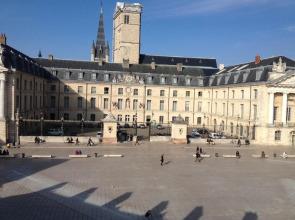 Apartment With one Bedroom in Dijon, With Wonderful City View and Wifi