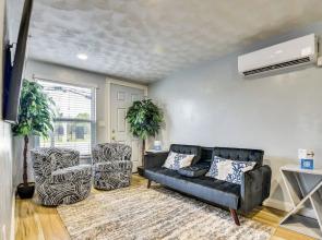 Daytona Beach Vacation Rental Apt - 2 Mi to Beach!