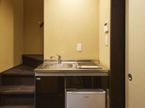 Rinn Hanayacho Karakurenai