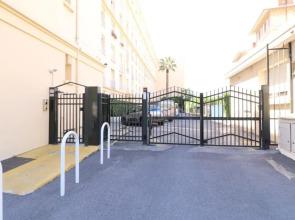 Beautiful 3 bedroom. Direct sea view. 401