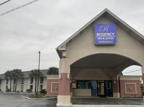 Regency inn and Suites