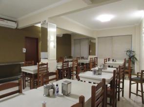 Hotel Salomão - Próximo a 25 de Março, Bom Retiro, Brás e Rua Santa Efigênia, a 2 minutos do Mirante Sampa Sky e pista de Skate Anhangabaú