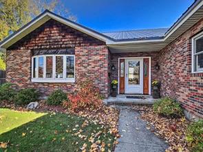 'house of Art' Group Escape By Parks & Lake!