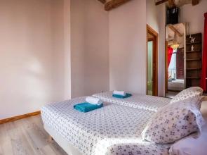 Apartamentos El Pintor