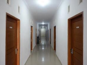 RedDoorz near Pasar Baru Mamuju