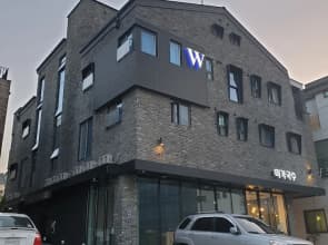 Incheon airport W Premium guesthouse