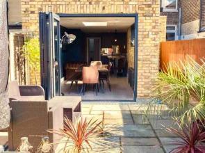 Stylish 2 Bed House in Superb Greenwich Location