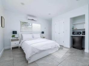 Bayshore Breeze 10 - Fort Lauderdale Beach