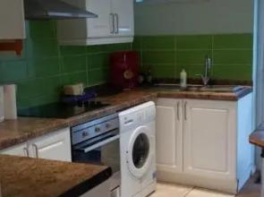 Three Bedroom House Chandos Road