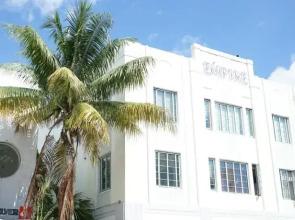 Collins Ave by South Beach Vacations