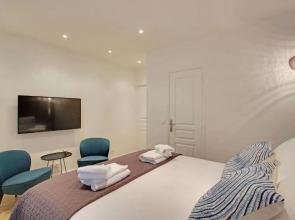 Pick A Flat's in Champs Elysees - rue Percier