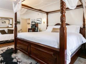 427 Santa Barbara (1655-159032) - Studio Hotel Room