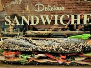 Three Dolphins Family Hotel