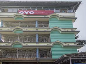 OYO 14795 Hotel Priyanshu