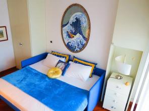 Le Bateau du Royal Luxembourg by Nestor&Jeeves