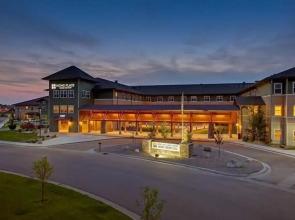 Clarion Hotel & Suites Williston