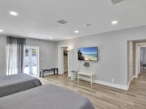 Tarpon River Getaway