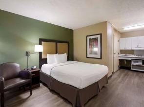 Mainstay Suites Knoxville - Cedar Bluff