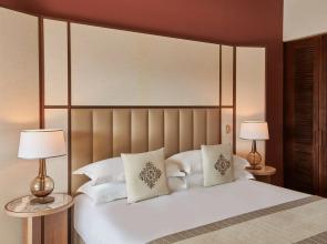 Conrad Chia Laguna Sardinia