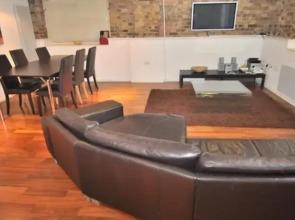 Old School Loft Apartment