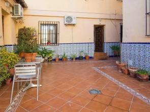 Plaza De Las Fuentes