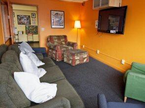 HI Seattle at the American Hotel