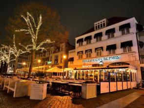 Hotel et le Café de Paris