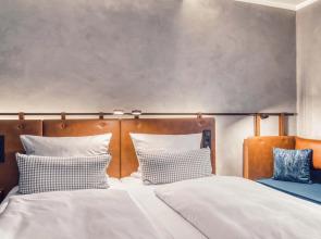 Unsölds Factory Hotel