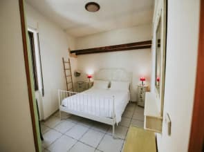 Antonella home
