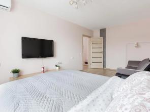 Apartments on Selezneva Street