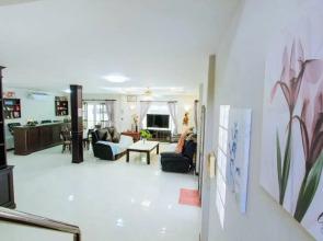 Captivating 3-bed Villa in Muang Pattaya