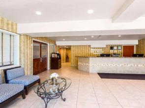 Rodeway Inn & Suites El Cajon San Diego East