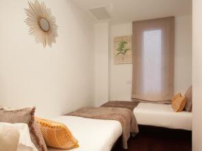 Click&Flat Europa Fira Apartments