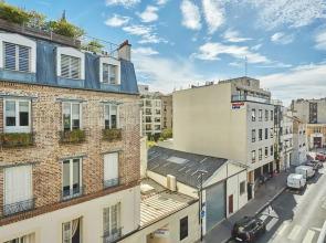 Apartment Boulogne Facing the "passage"