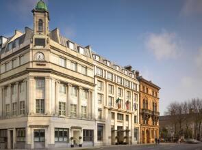 The College Green Hotel Dublin, Autograph Collection