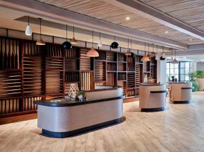 Coronado Island Marriott Resort & Spa