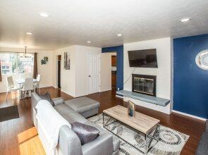 Space Needle Place - New Seattle Apt - Sleeps 8